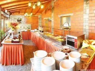 Martha'S Haus Hotel Gerakini 4*,