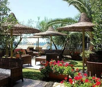 Martha'S Haus Hotel Gerakini
